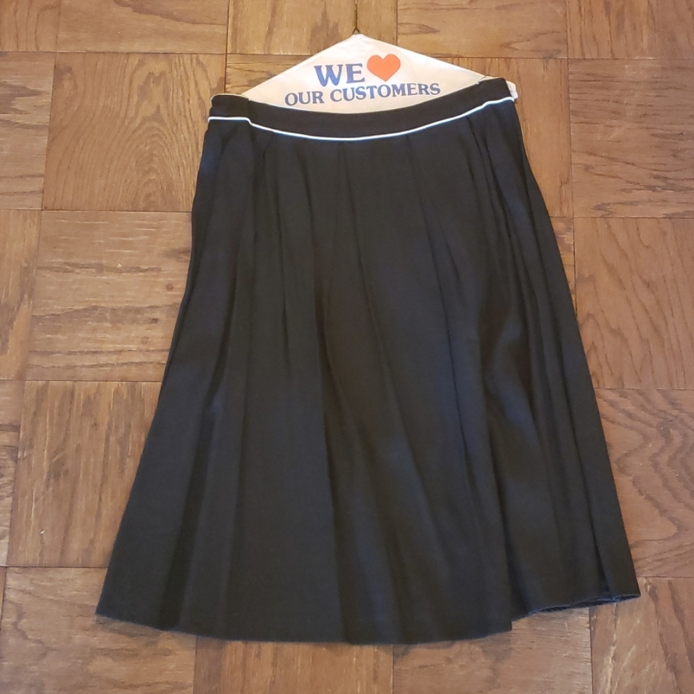 VTG Stephanie Rogers Black Large Rayon Skirt
